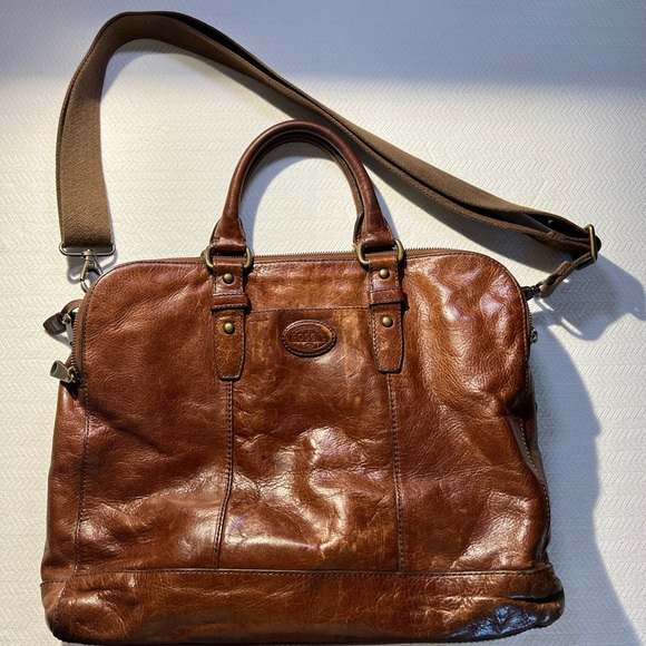 Genuine Leather Fossil Messenger Bag - Picture 8 of 8